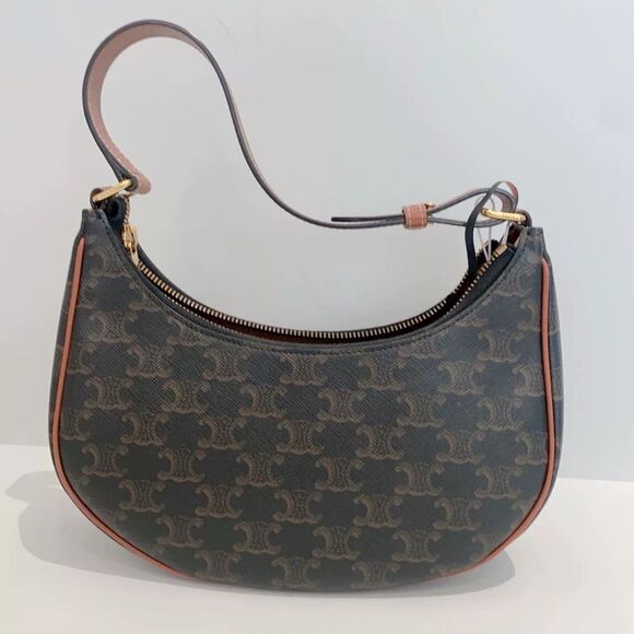 Celine Women Pre-Loved Bag Very Good Condition - Picture 3 of 6